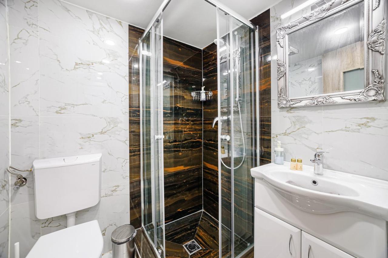 Gloria Downtown Apartments Budapest Esterno foto