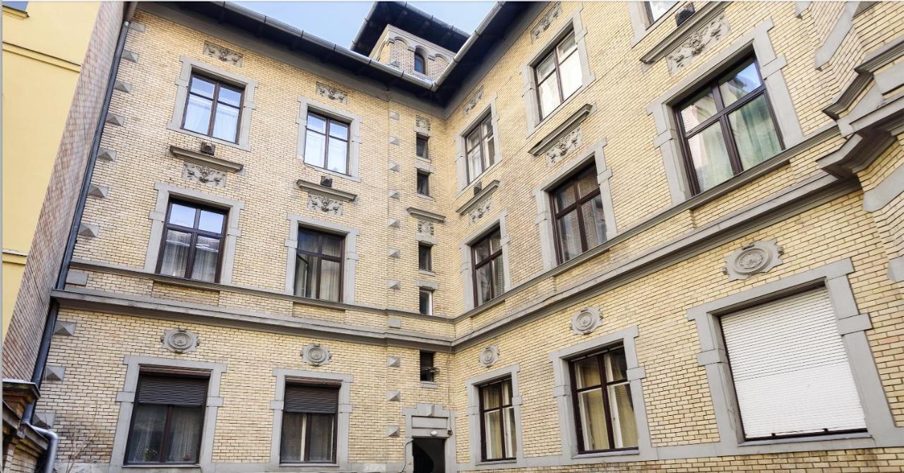 Gloria Downtown Apartments Budapest Esterno foto